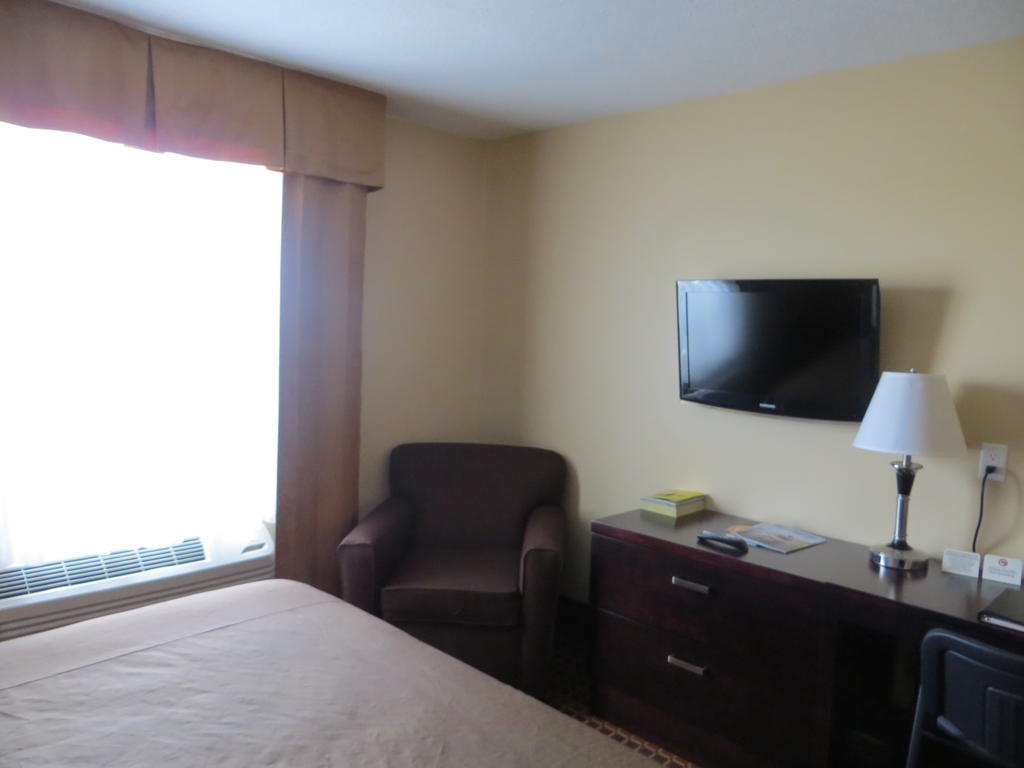 Poplar Tree Inn Stoughton Kamer foto