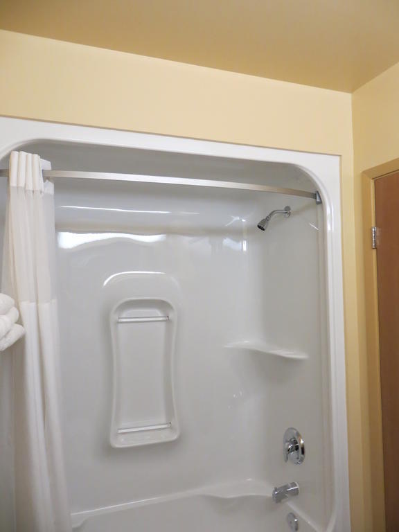 Poplar Tree Inn Stoughton Kamer foto