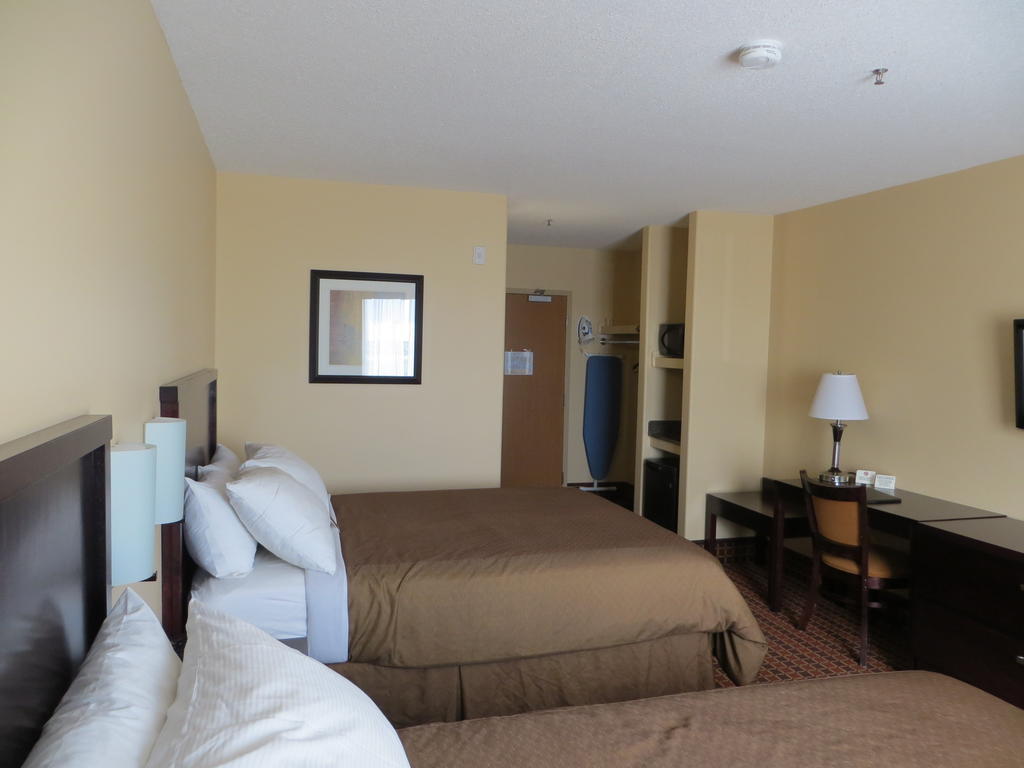 Poplar Tree Inn Stoughton Kamer foto